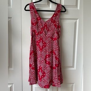 Casual | Red Floral Mini Dress size SMALL